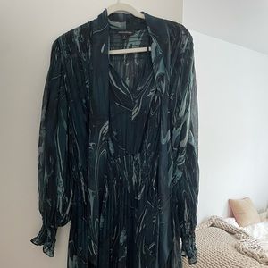 Banana republic pleated dress